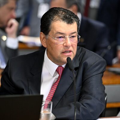 CAE aprova aumento da tributação para fintechs, bets e programa para baixa renda