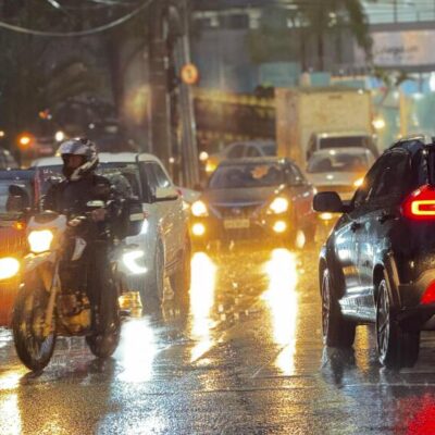 Chuva forte atinge Belo Horizonte na noite de sexta-feira (26)