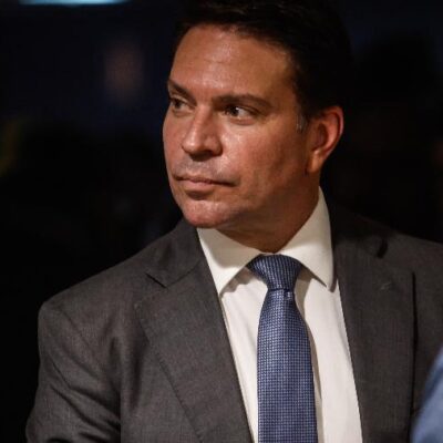 Conflito entre Câmara e STF sobre Zambelli complica situação de Motta no caso Ramagem