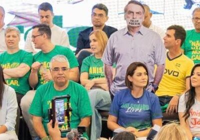 Conflito entre Michelle Bolsonaro e líder do PL no Ceará expõe rachas na direita