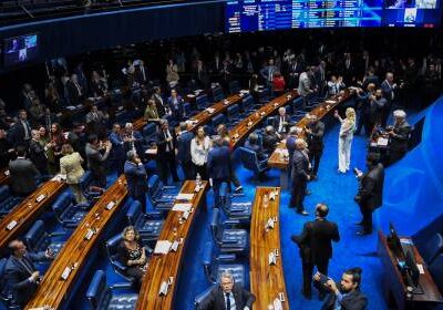 Congresso, Governo e STF fecham acordo que reduz penas e beneficia Bolsonaro