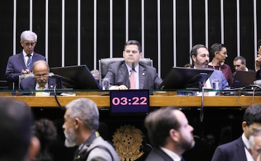 Congresso aprova doação de dinheiro e bens em campanha eleitoral de 2026