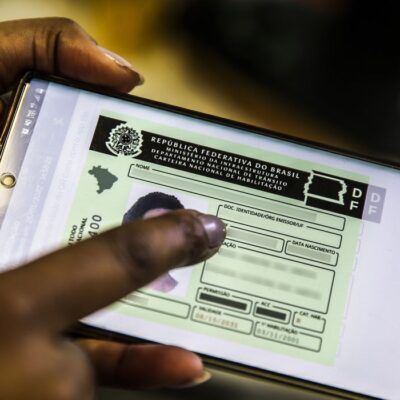 Contran aprova fim da obrigatoriedade de autoescola para a CNH