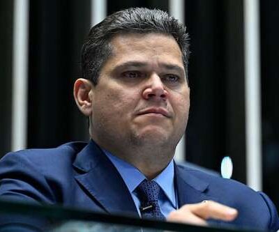 Davi Alcolumbre cancela sabatina de Jorge Messias ao STF por atraso na indicação