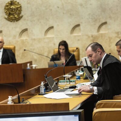 Debate sobre lei de 1950 após Gilmar limitar impeachment no STF