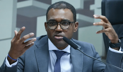 Depoimento de diretor do BC dificulta situação de banqueiros investigados por fraudes