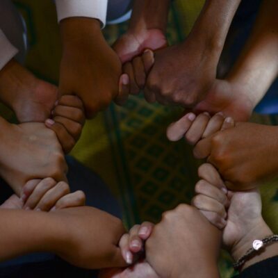 Desigualdade de renda no Brasil cai em 2024 e atinge menor nível histórico