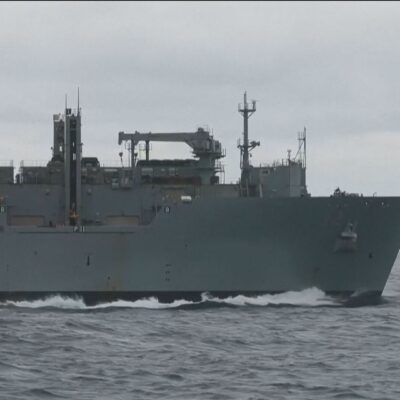 EUA interceptam terceiro navio petroleiro próximo à Venezuela, dizem agências