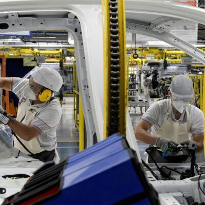 Economia brasileira cresce 0,1% no terceiro trimestre de 2025