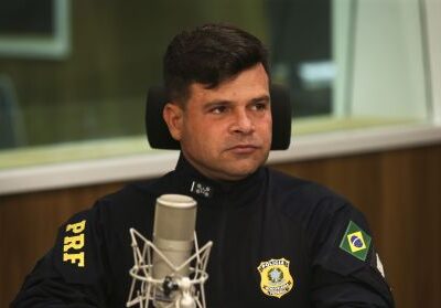 Ex-diretor da PRF é preso no Paraguai após romper tornozeleira eletrônica