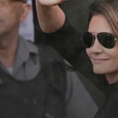 Filhos de Jair Bolsonaro criticam Michelle após ataque ao PL e Ciro Gomes