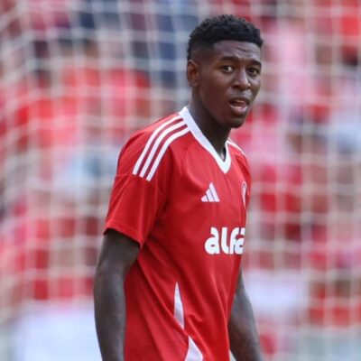 Flamengo avança na contratação do zagueiro Vitão após acordo com Internacional