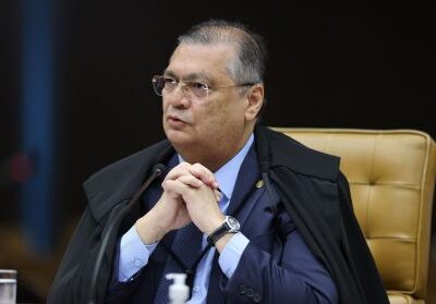 Flávio Dino defende revisão da Lei do Impeachment sob ‘lente de simetria’