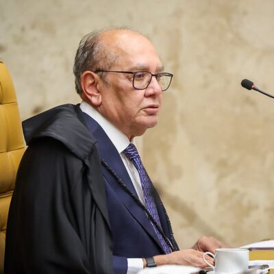 Gilmar Mendes determina que só PGR pode pedir impeachment de ministros do STF