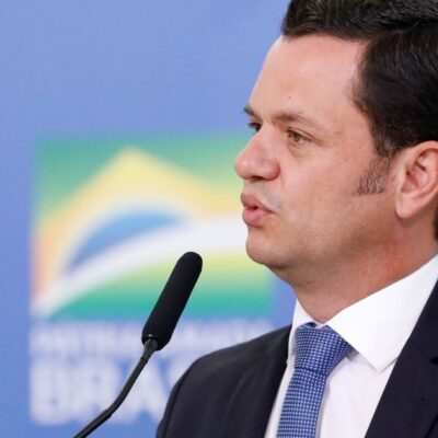 Lewandowski extingue vínculos de Ramagem e Torres com a Polícia Federal