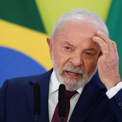 Lula afirma que investigará filho caso envolvido em fraudes no INSS
