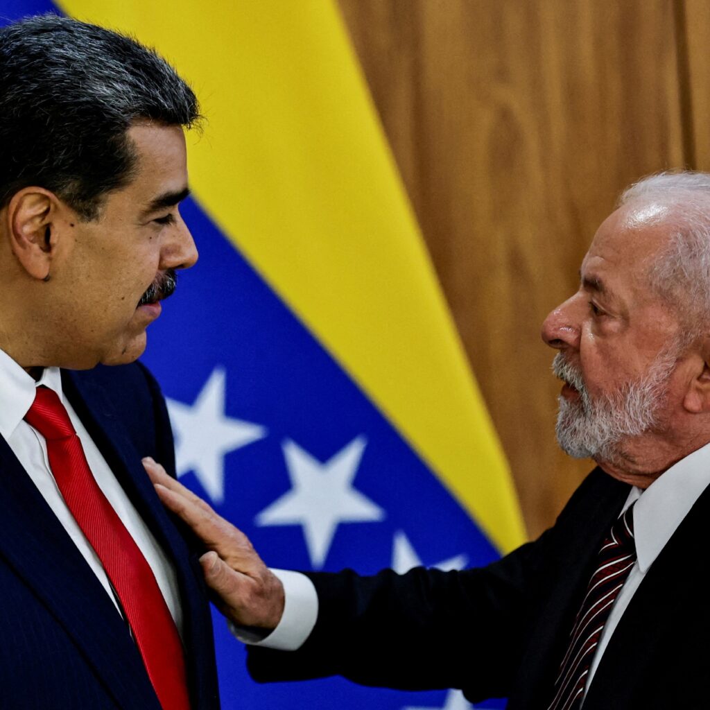 Lula alerta que intervenção militar na Venezuela causaria catástrofe humanitária