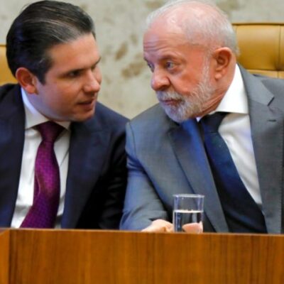 Lula confirma novo ministro do Turismo em reunião com presidente da Câmara