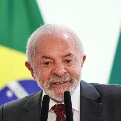 Lula destaca avanços econômicos, sociais e combate à inflação em pronunciamento de Natal