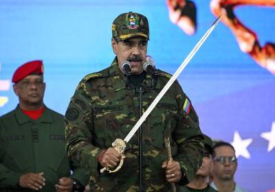 Maduro tenta impor condições para saída, mas Trump rejeita propostas