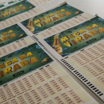 Mega da Virada sorteia prêmio histórico de R$ 1 bilhão nesta quarta-feira