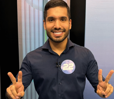 Michelle Bolsonaro e deputado André Fernandes aumentam crise no bolsonarismo no Ceará