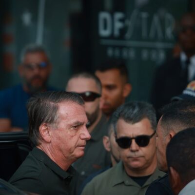 Moraes autoriza cirurgia eletiva de Bolsonaro, rejeitando prisão domiciliar