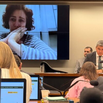 Moraes confirma perda do mandato de Carla Zambelli e anula votação da Câmara