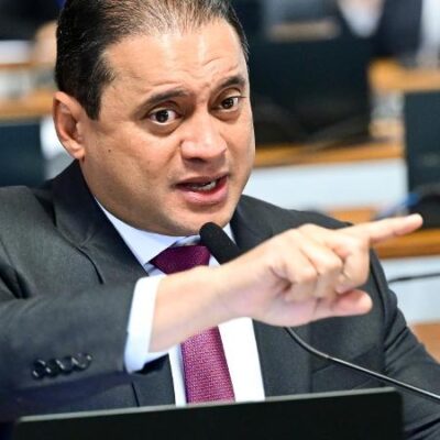 PF aponta que senador Weverton deu suporte a lobista do INSS em esquema