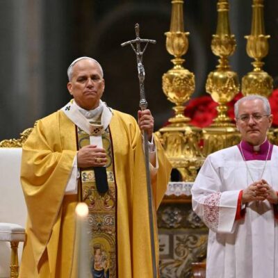 Papa Leão 14 alerta contra ganância e destaca dignidade humana na Missa do Galo