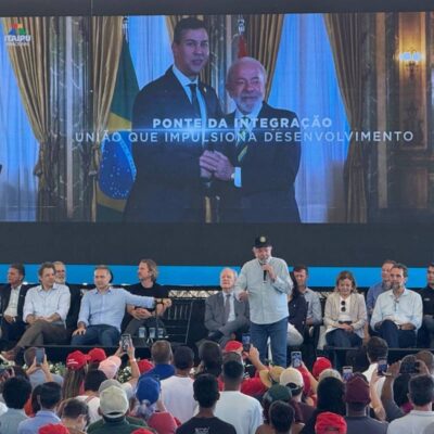 Paraguai realiza cerimônia própria após Lula inaugurar ponte no Paraná