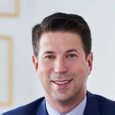 Professor brasileiro é preso nos EUA após disparo com arma de chumbinho perto de sinagoga