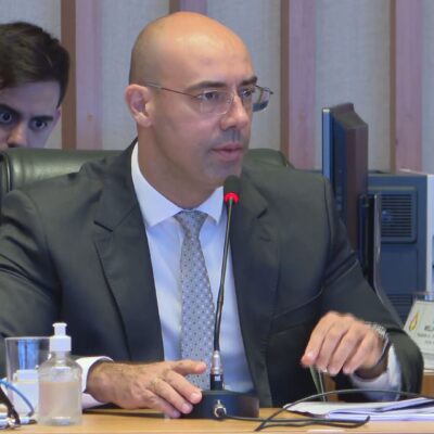 STF absolve delegado Fernando Oliveira, réu do núcleo 2 no caso dos atos de 8 de janeiro