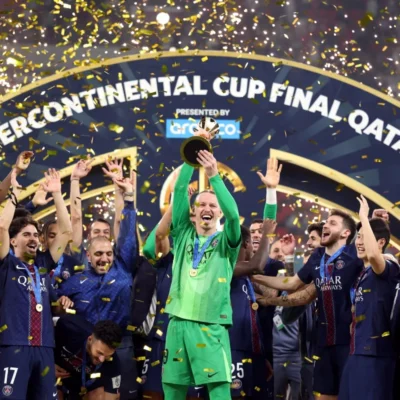 Safonov brilha, defende quatro penais e PSG vence Flamengo na Intercontinental