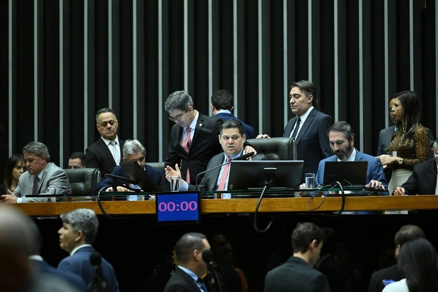 Senado articula mudanças em leis após decisão de Gilmar Mendes sobre STF