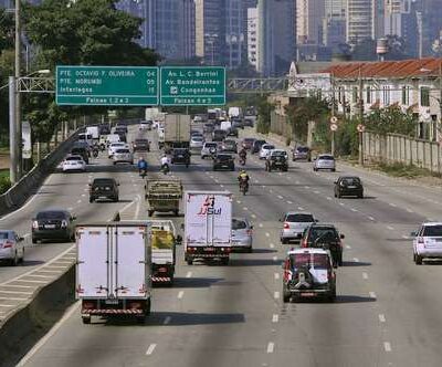 Suspenso rodízio de carros em São Paulo até 9 de janeiro de 2026