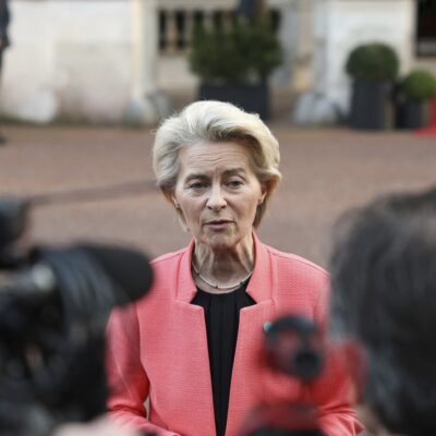Von der Leyen destaca avanços e ressalta garantias de segurança para Ucrânia
