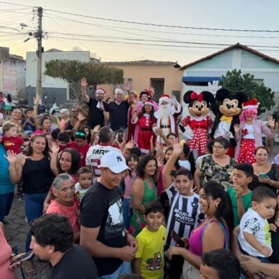 Hoje tem Natal das Crianças na Praça da Fé