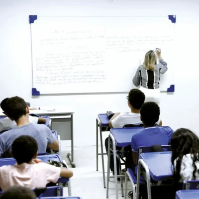 Governo anuncia convocação de 1.607 professores para a rede estadual