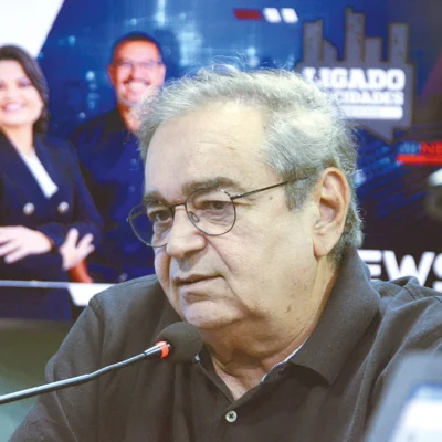 Álvaro prevê polarização e 2º turno com candidato do PT