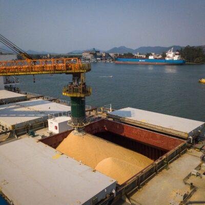 Acordo Mercosul-UE pode reduzir dependência comercial do Brasil da China e dos EUA