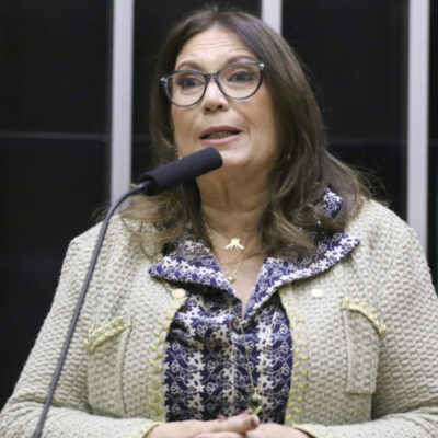 Bia Kicis convoca vigília em Brasília para apoiar marcha de Nikolas Ferreira