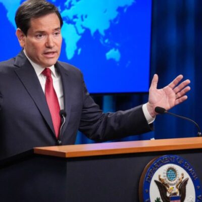 EUA anunciam plano em 3 etapas para controle na Venezuela após captura de Maduro