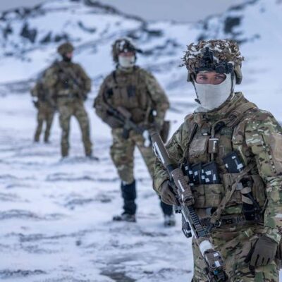 EUA enviam caças à Groenlândia durante exercício da Otan em resposta a tensões