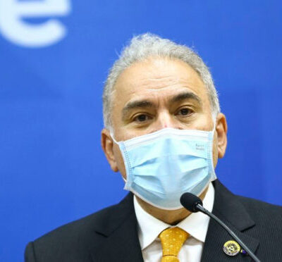 Ex-ministro da Saúde critica decisão de Moraes contra sindicância do CFM