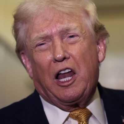 Governo Trump discute opções para adquirir a Groenlândia, diz comunicado