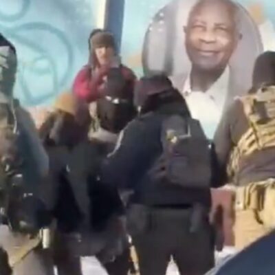 Governo Trump exige cooperação policial para recuar em Minneapolis