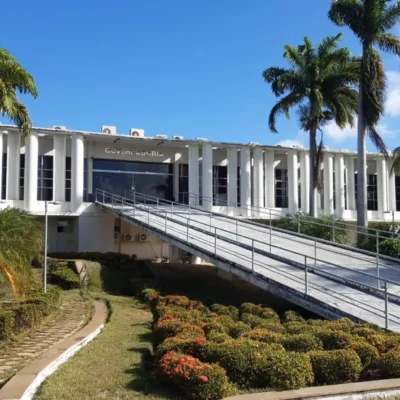 Governo do RN diz que vai concluir pagamento do 13º salário hoje