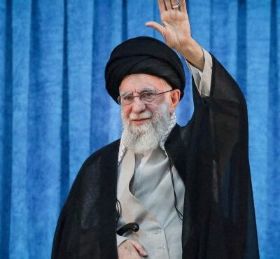 Irã suspende atividades em 21 províncias para conter protestos