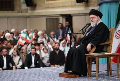 Líder do Irã admite milhares de mortos em protestos e critica EUA